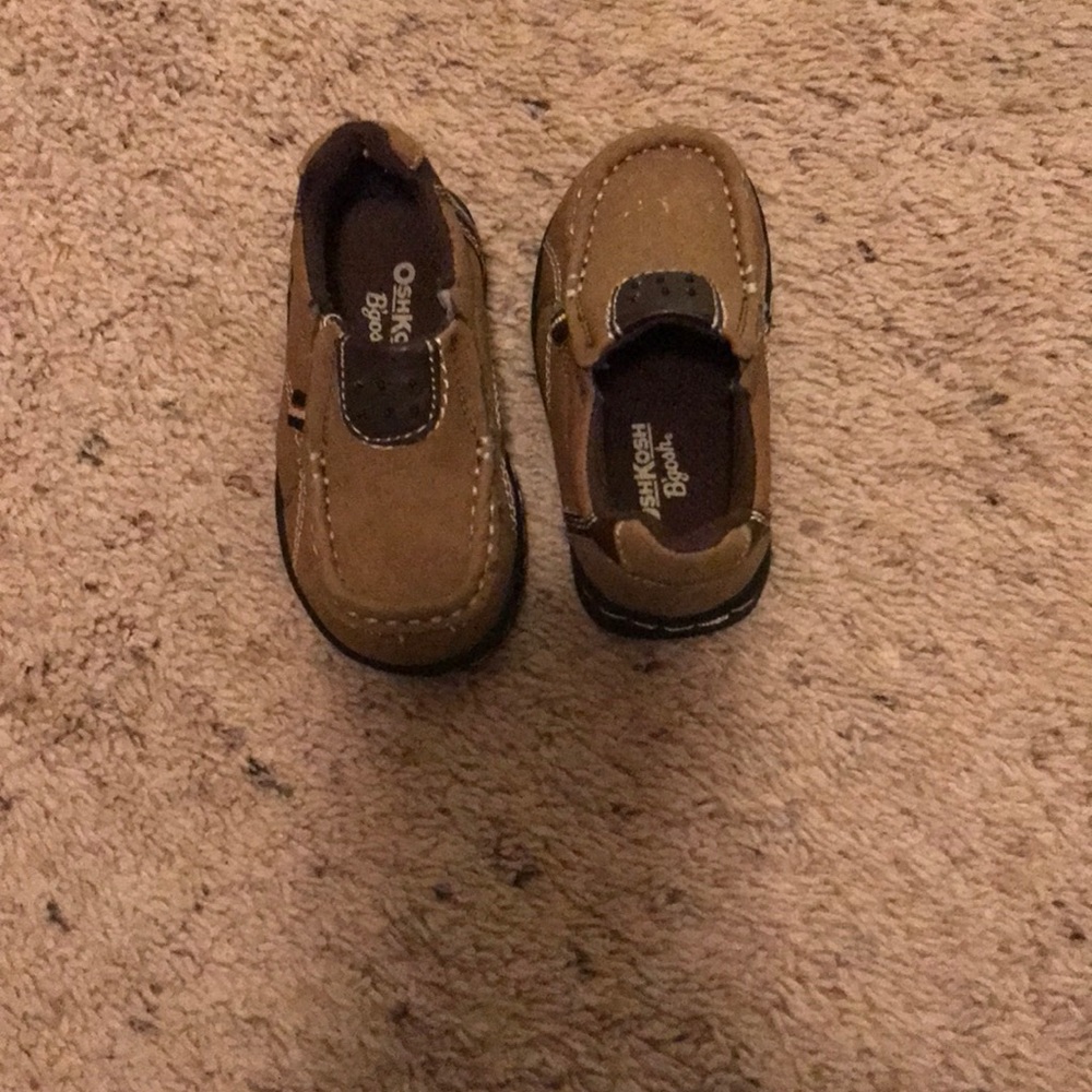OskKosh Bgosh Toddler Dress Shoes